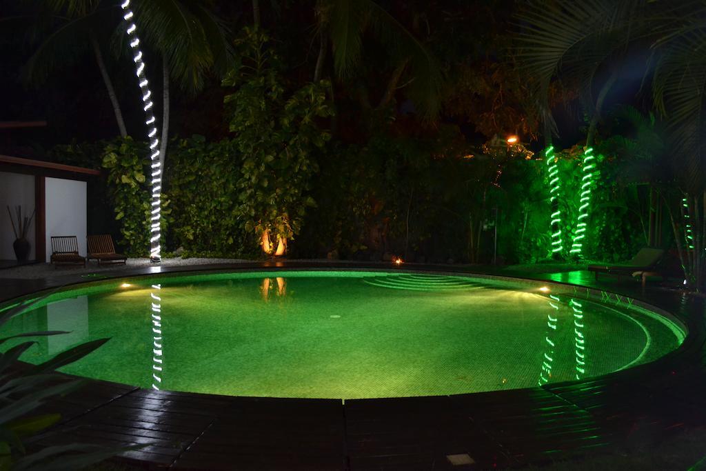 Café de Playa beach front suites Coco Exterior foto